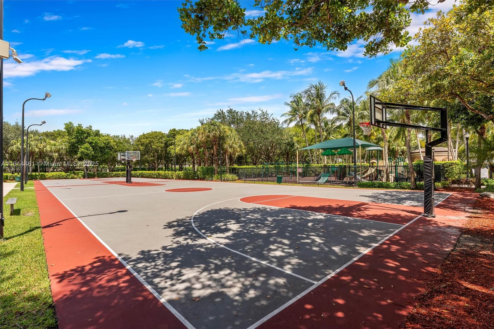 RIVIERA ISLES II - Residential