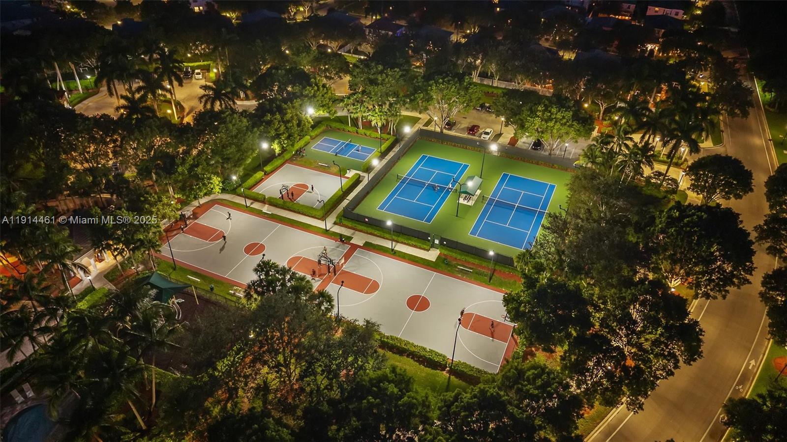 RIVIERA ISLES II - Residential