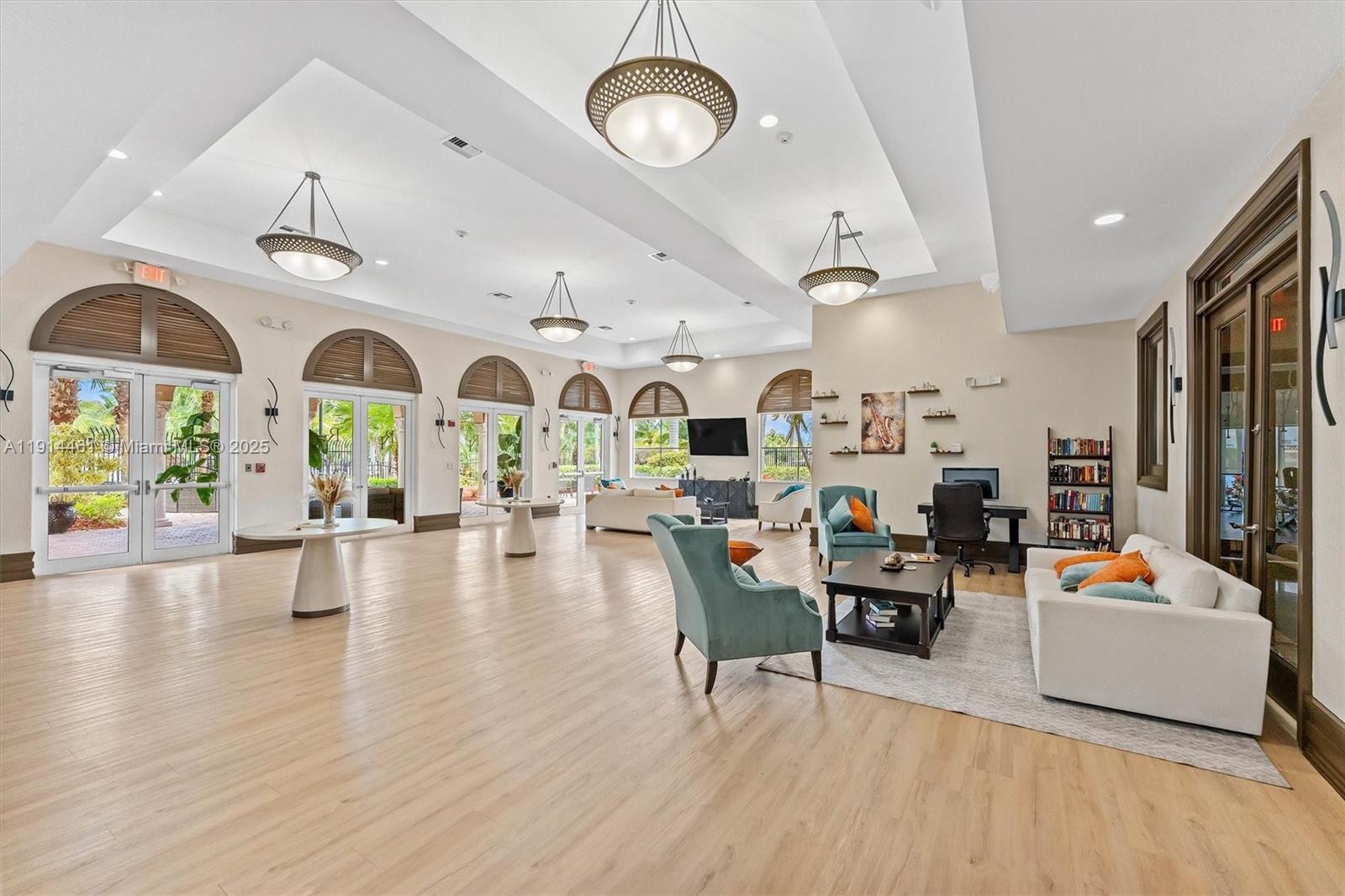 RIVIERA ISLES II - Residential