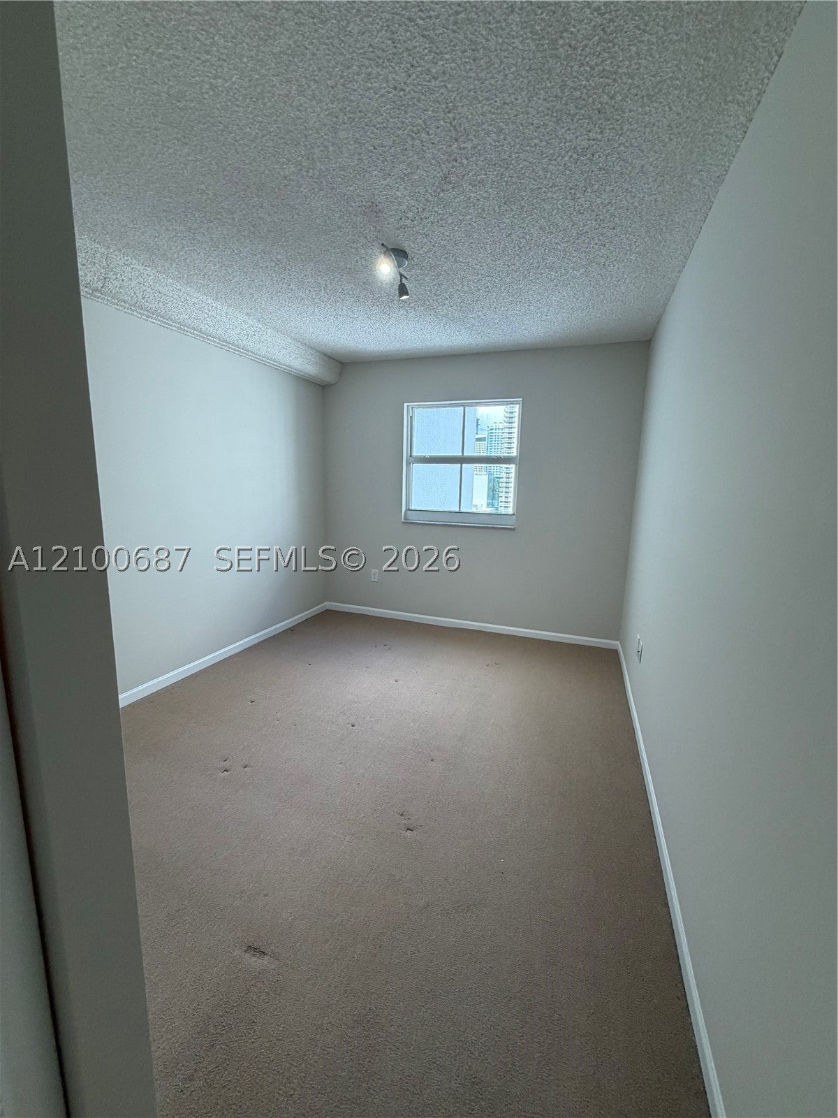 185 SE 14th Ter 2512