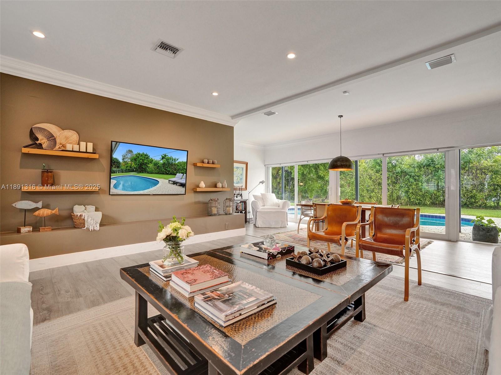 GARDEN MNR - Residential Lease