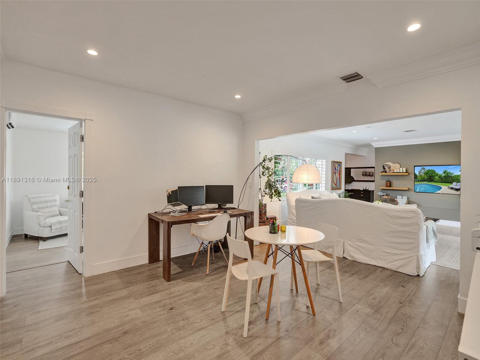 GARDEN MNR - Residential Lease