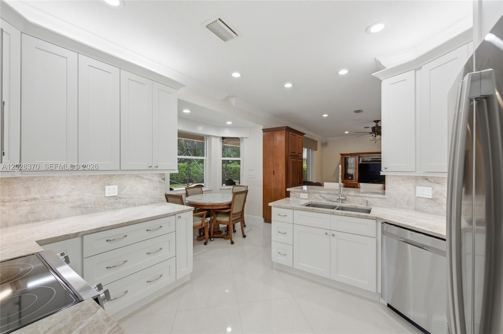 Oakbrook Weston Hills - Residential