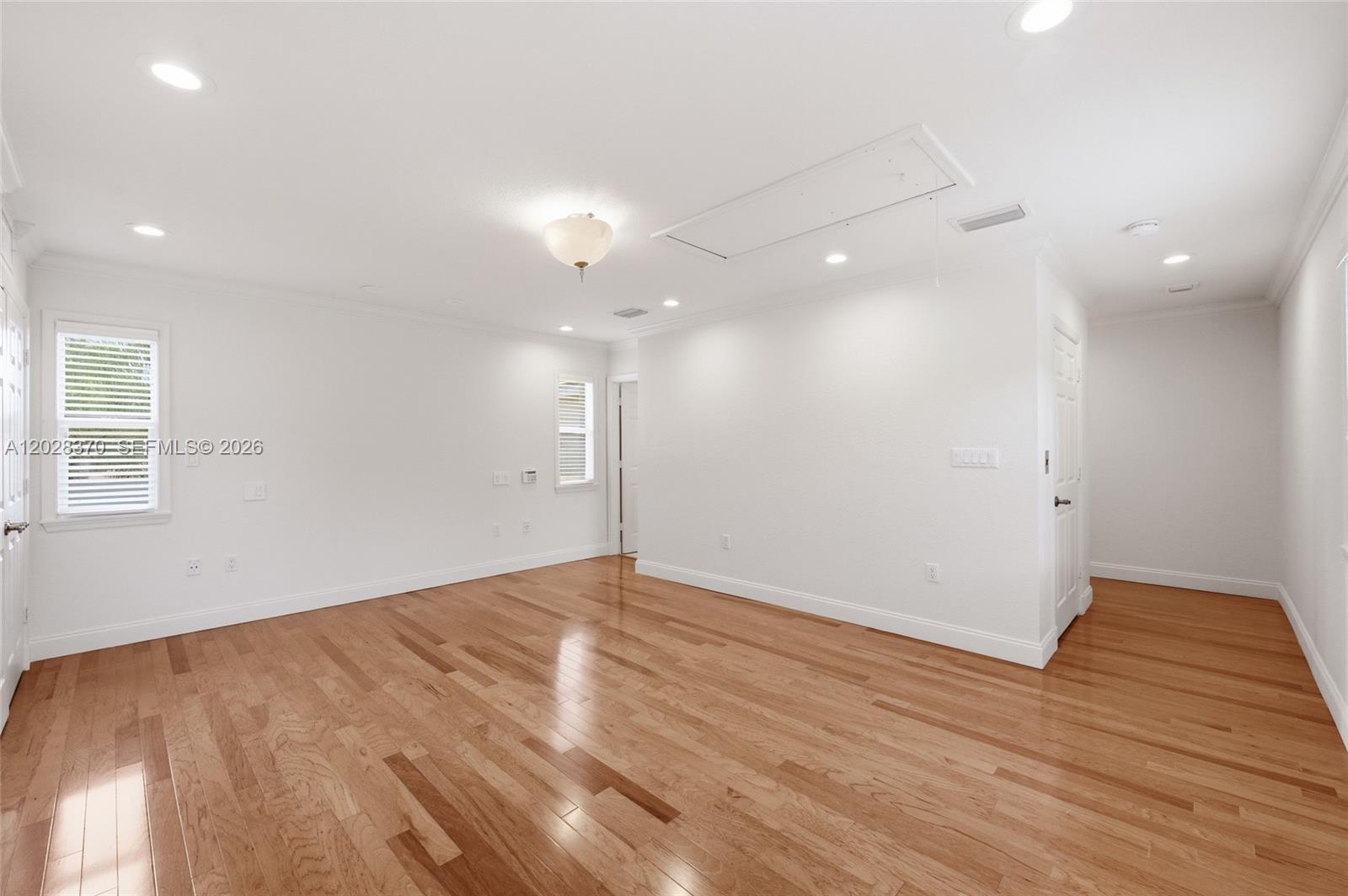 Oakbrook Weston Hills - Residential
