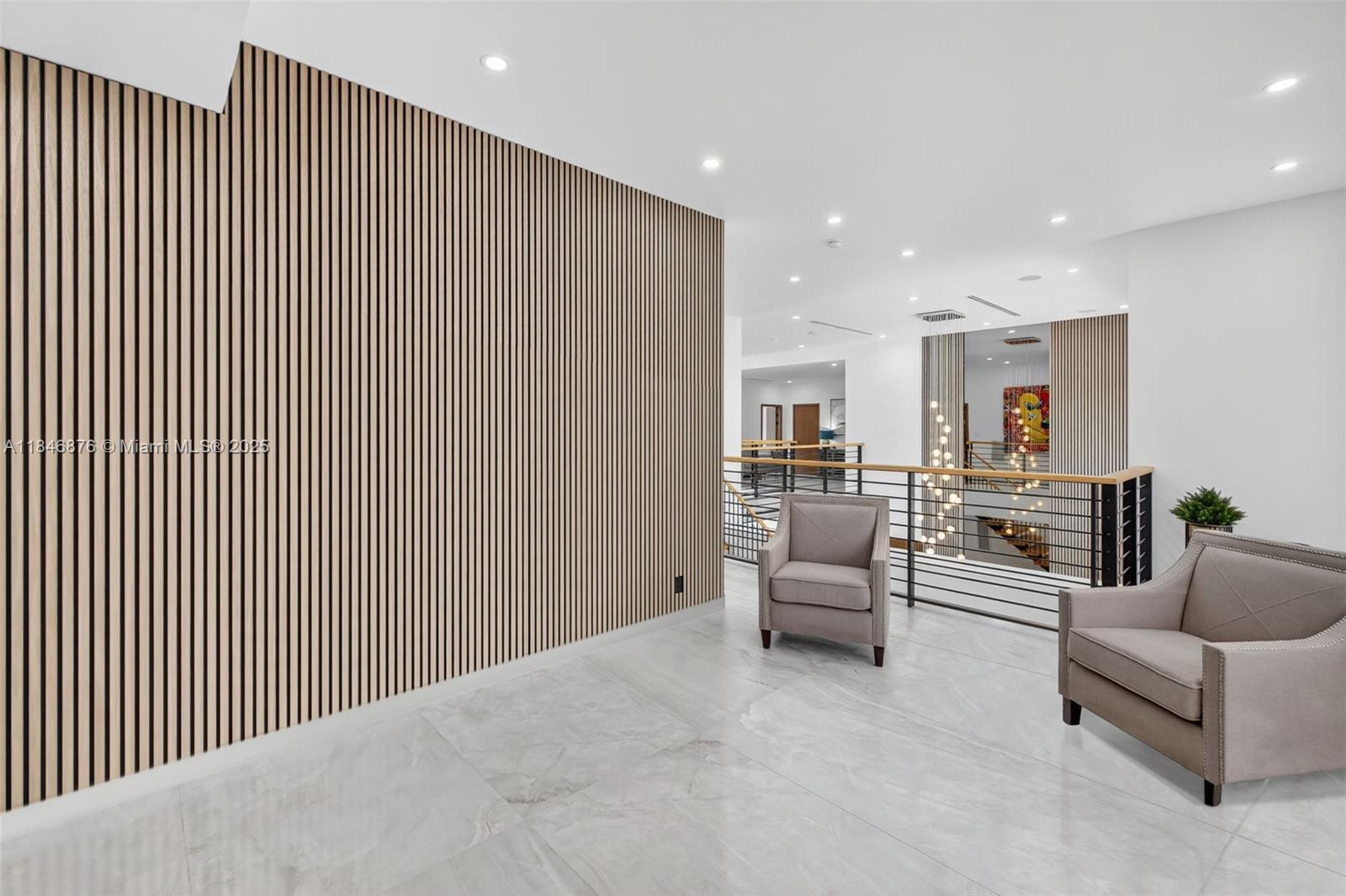 RIVERLAND MANORS - Residential