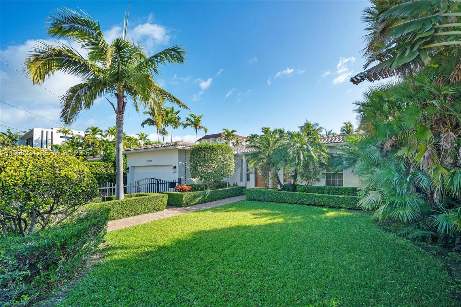 BAY HARBOR ISLAND - Residential