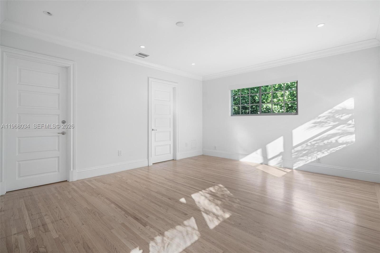 BAY HARBOR ISLAND - Residential