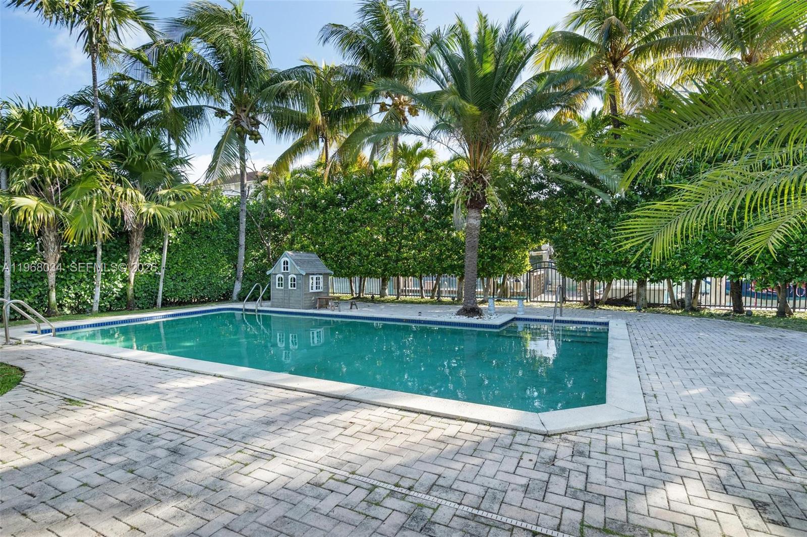 BAY HARBOR ISLAND - Residential