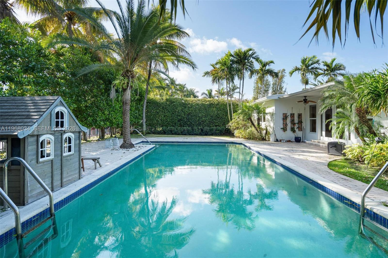 BAY HARBOR ISLAND - Residential