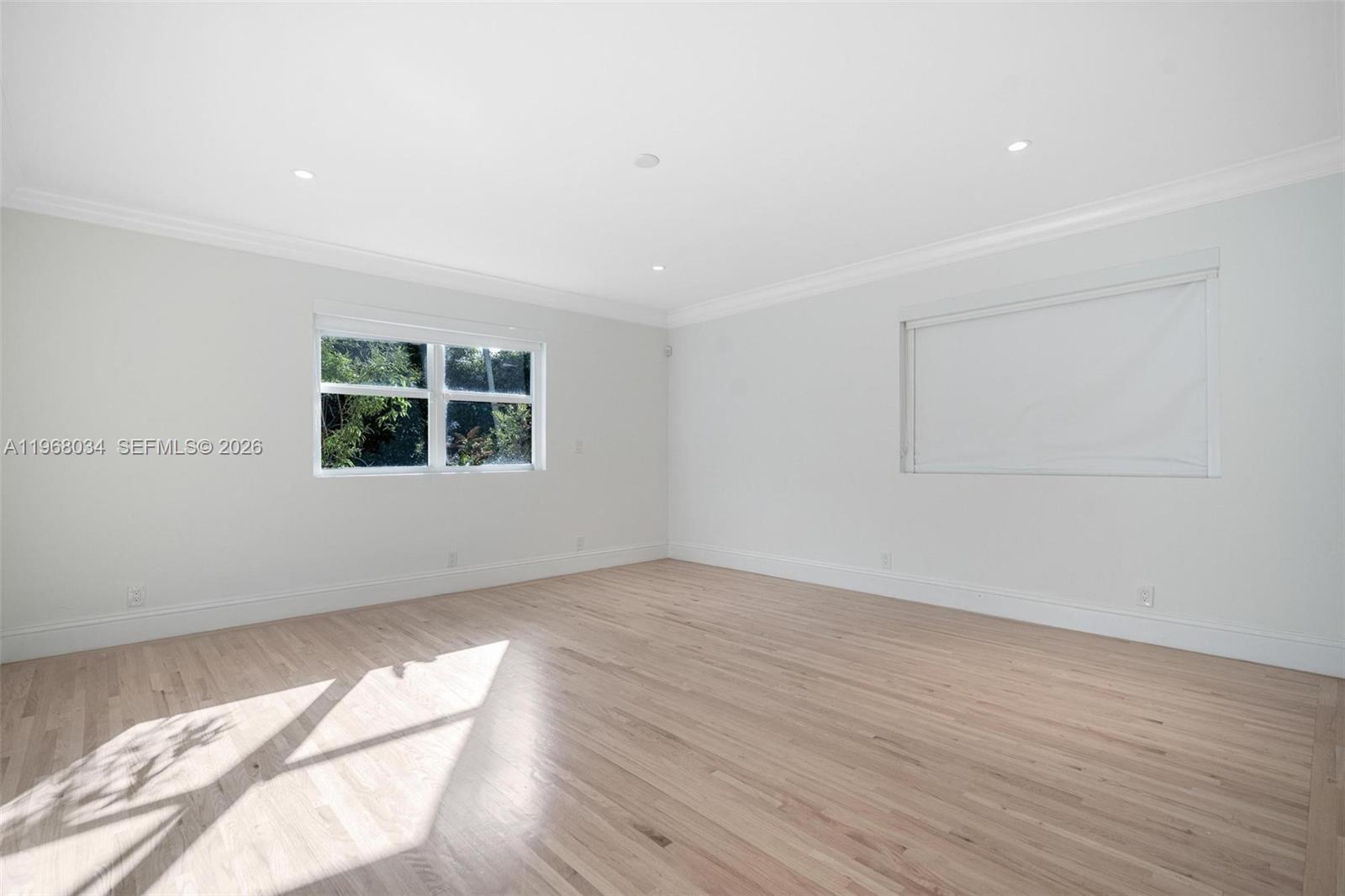 BAY HARBOR ISLAND - Residential