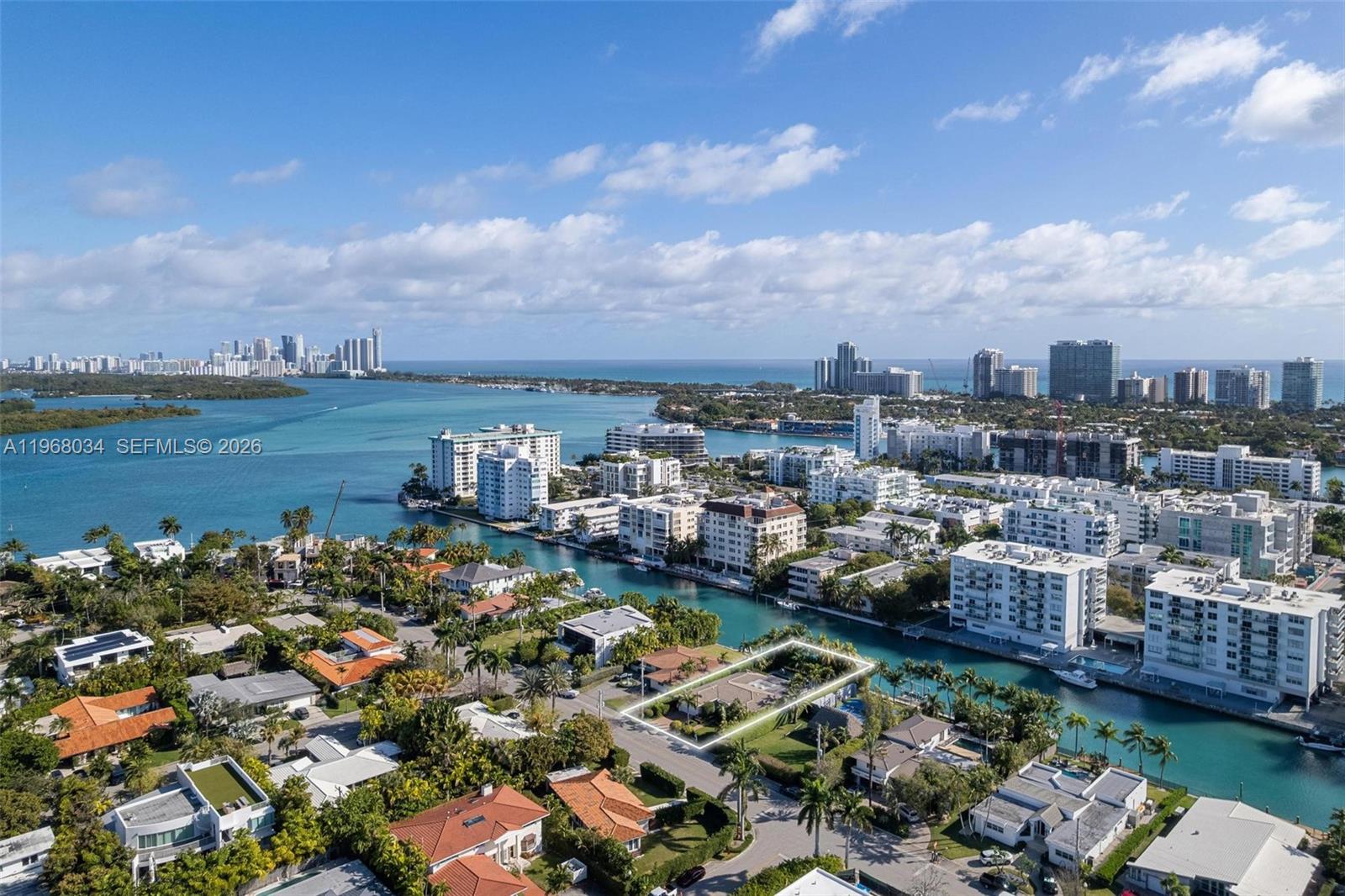 BAY HARBOR ISLAND - Residential