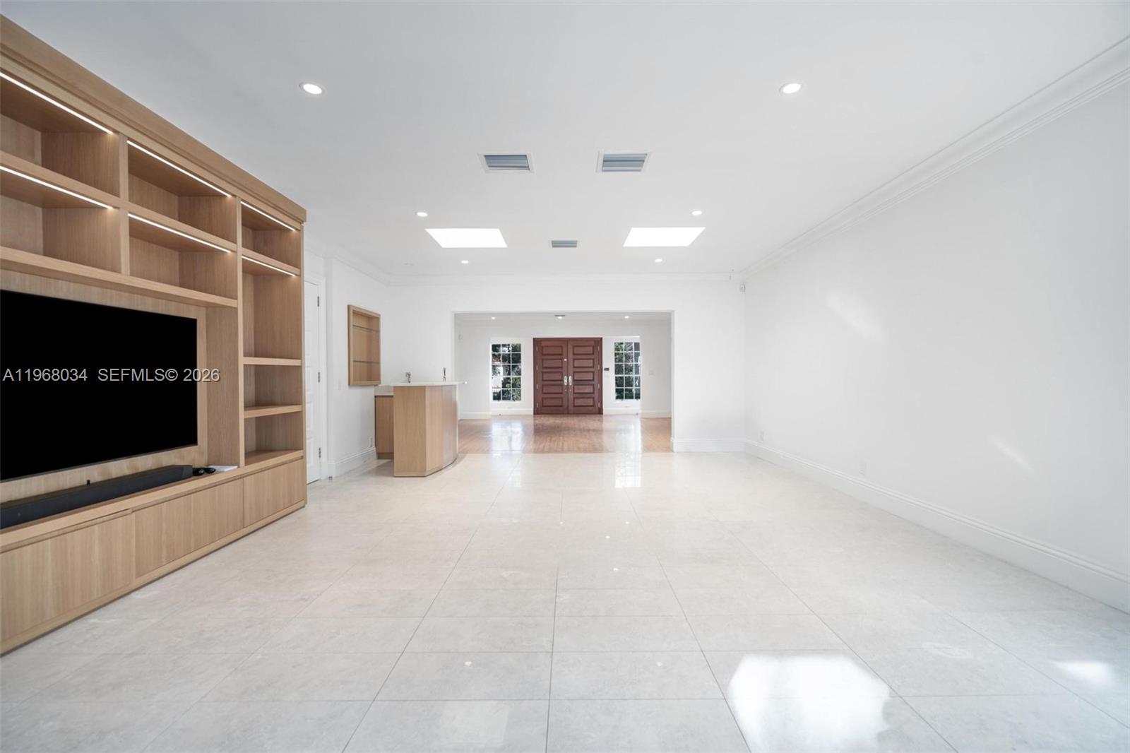 BAY HARBOR ISLAND - Residential