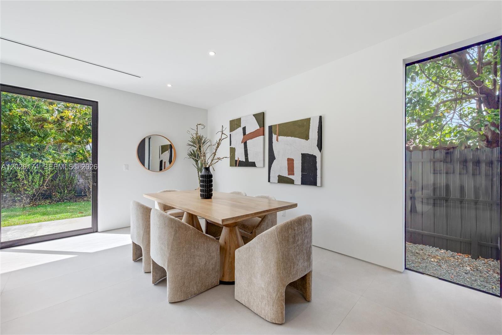 HOUSTON HEIGHTS - Residential
