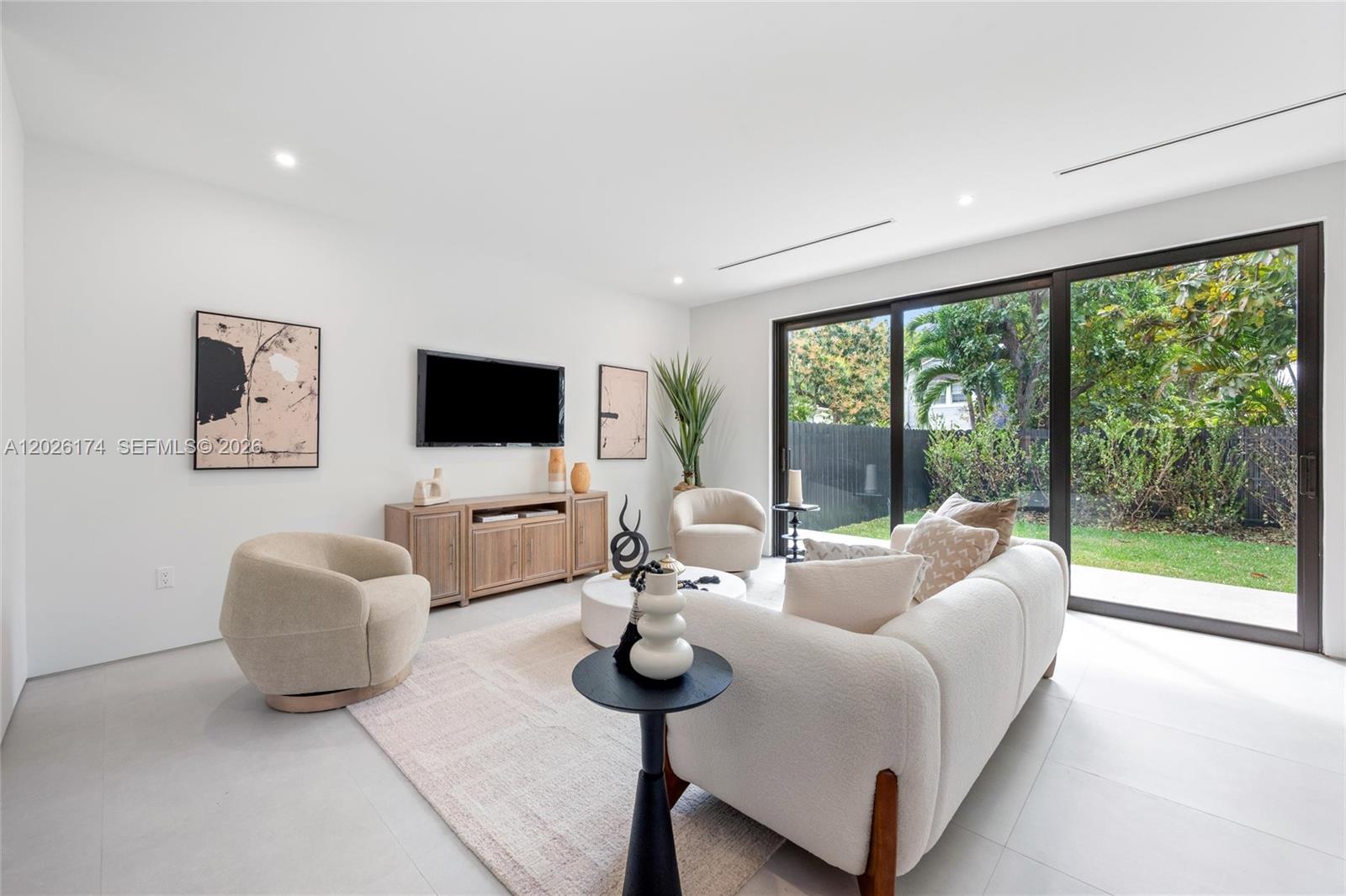 HOUSTON HEIGHTS - Residential