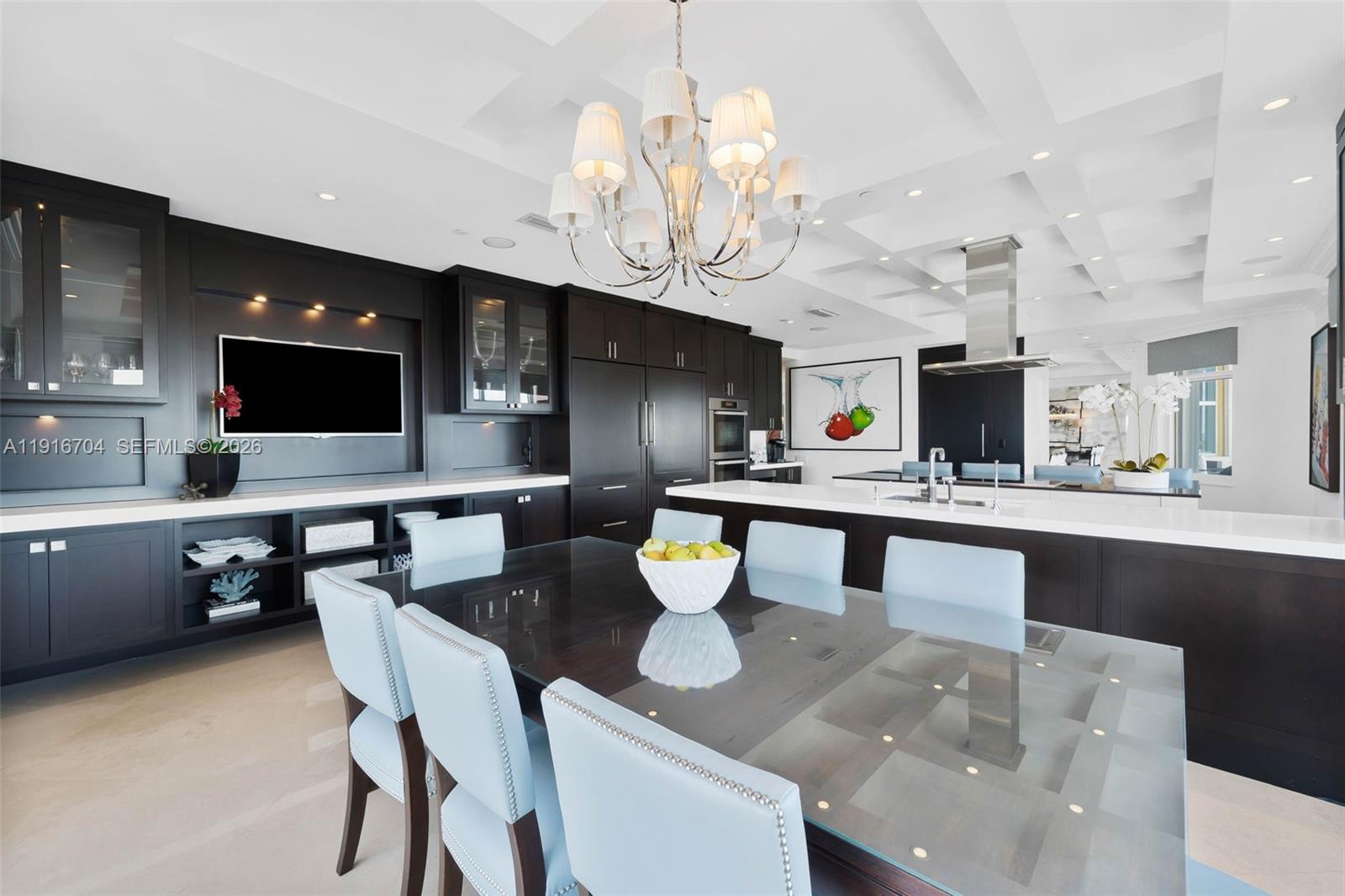 PALMS TOWER ONE CONDO - Residential