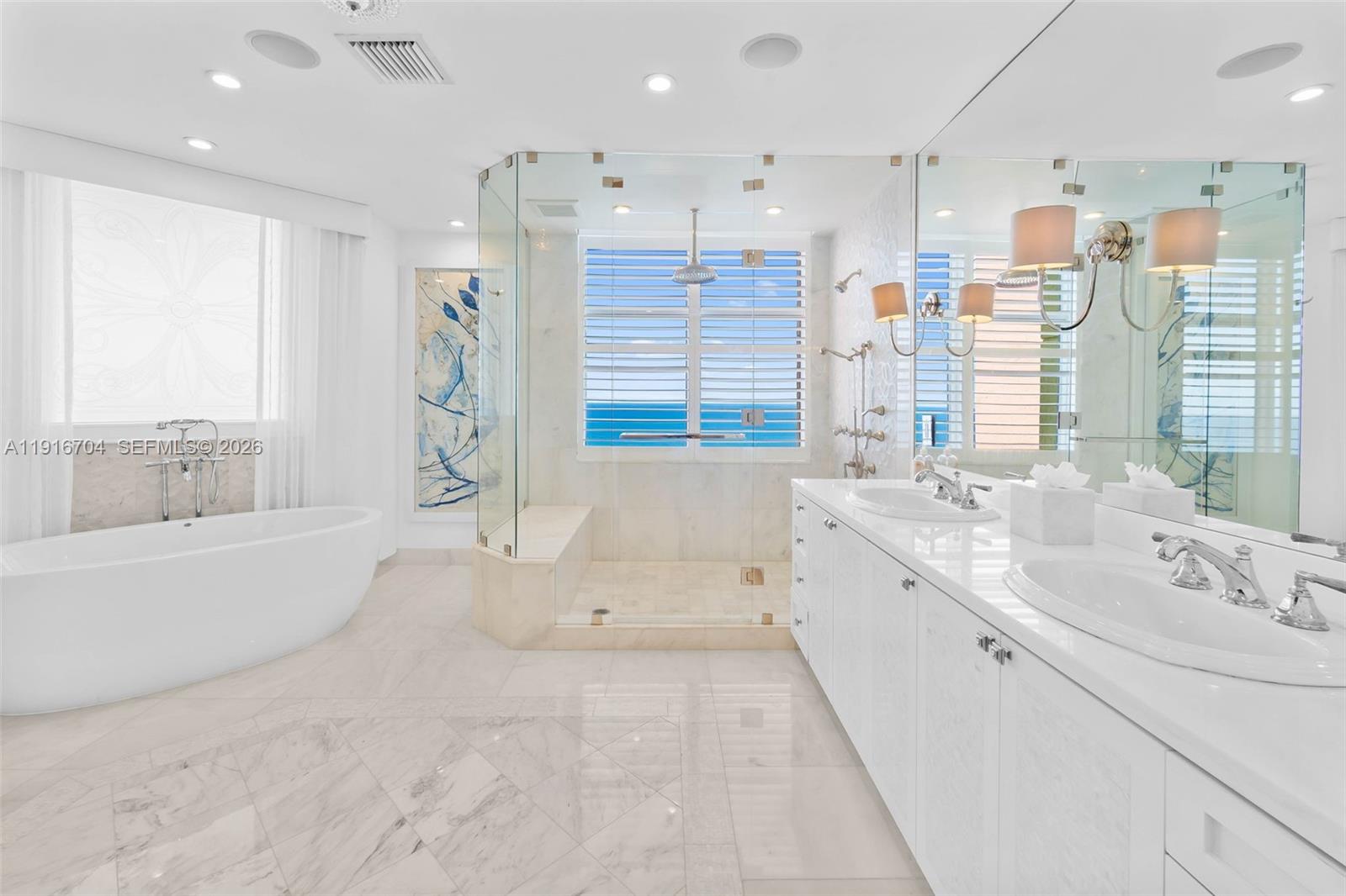 PALMS TOWER ONE CONDO - Residential