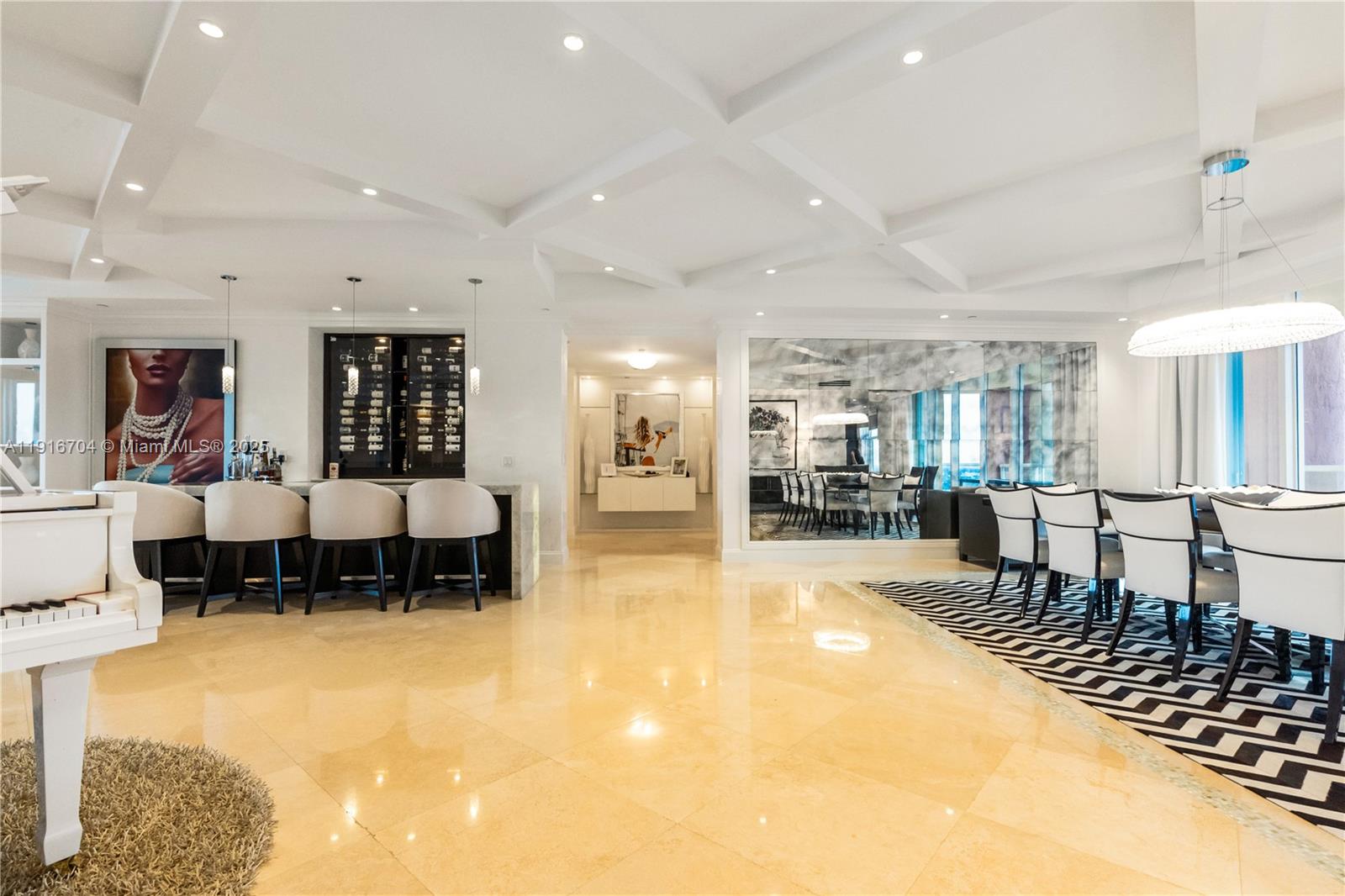 PALMS TOWER ONE CONDO - Residential