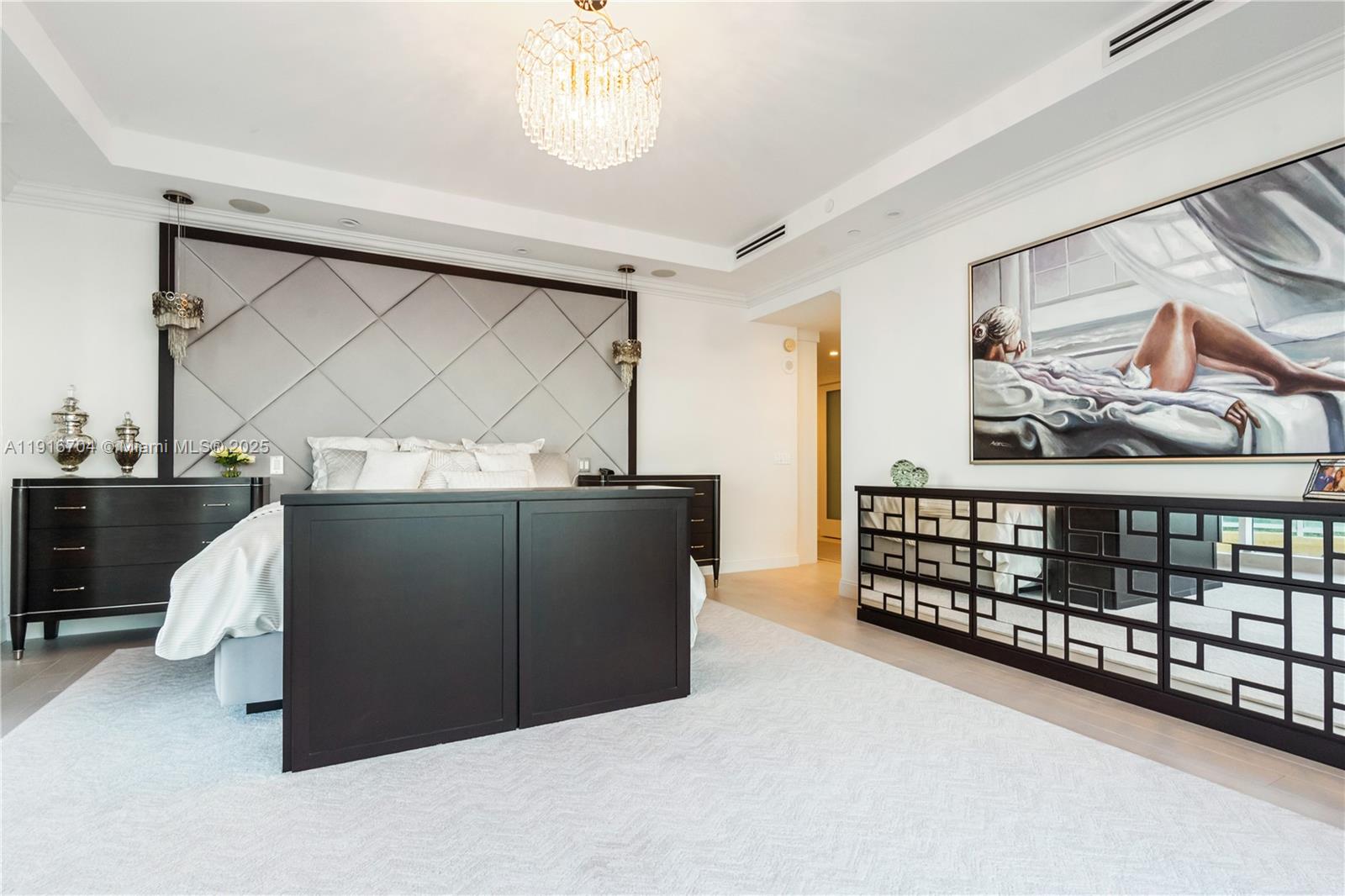 PALMS TOWER ONE CONDO - Residential