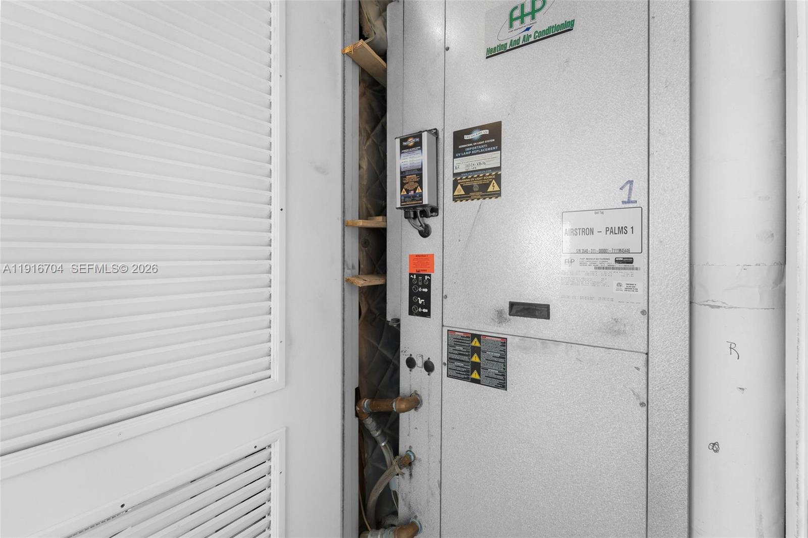 PALMS TOWER ONE CONDO - Residential