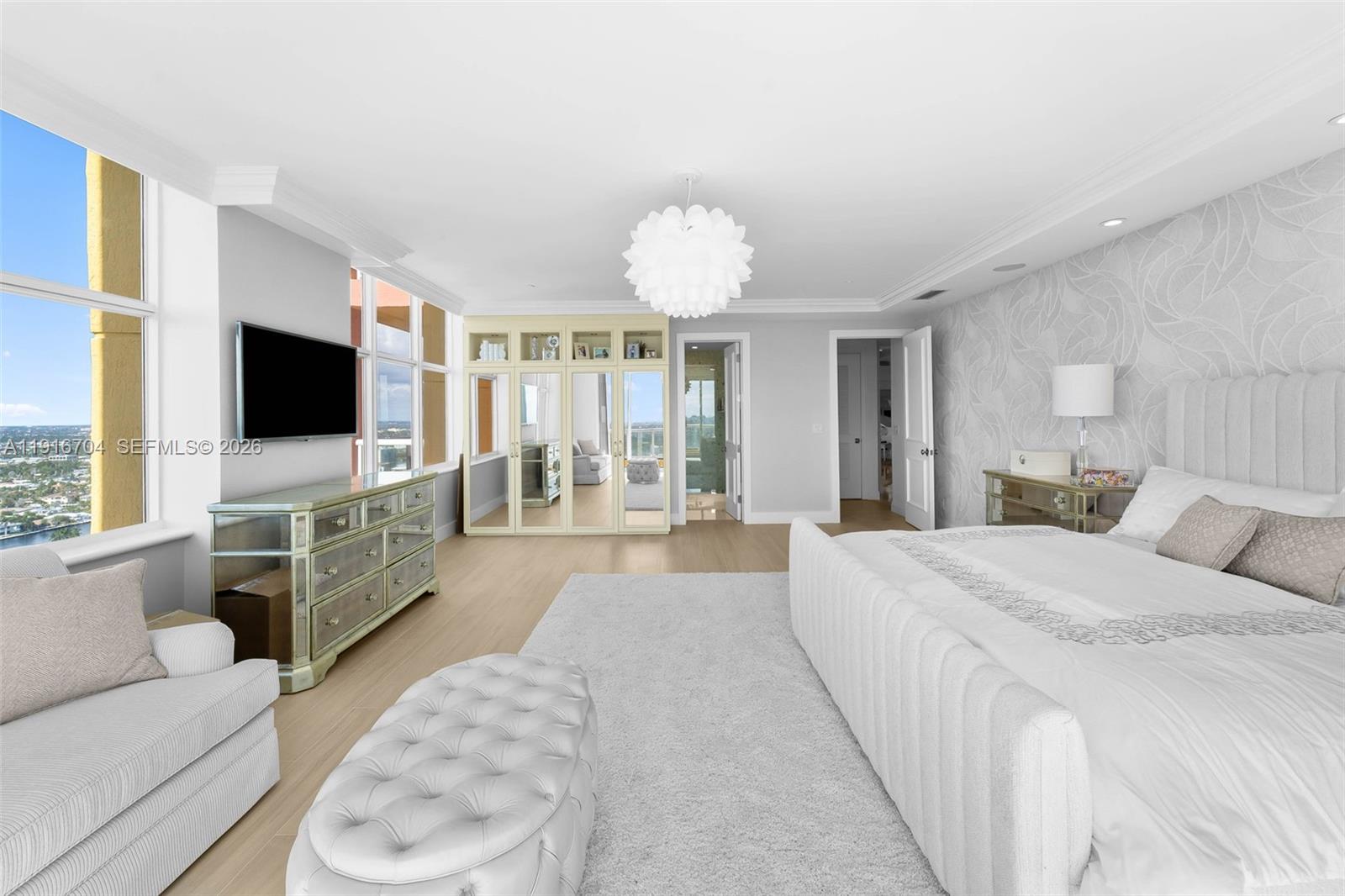 PALMS TOWER ONE CONDO - Residential