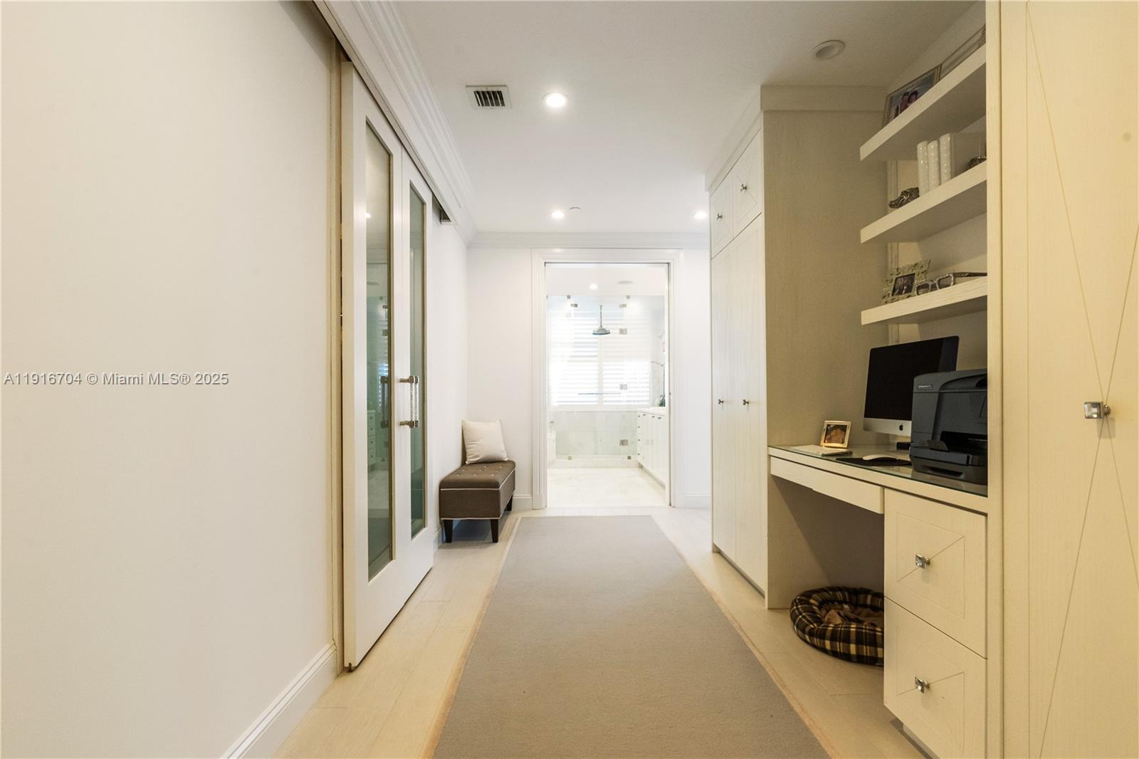 PALMS TOWER ONE CONDO - Residential