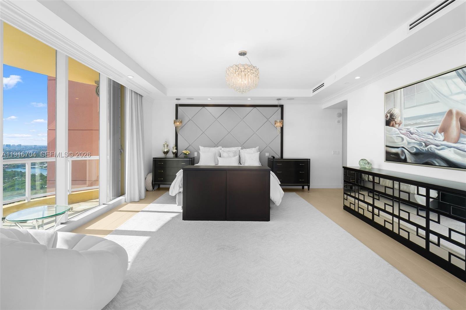 PALMS TOWER ONE CONDO - Residential