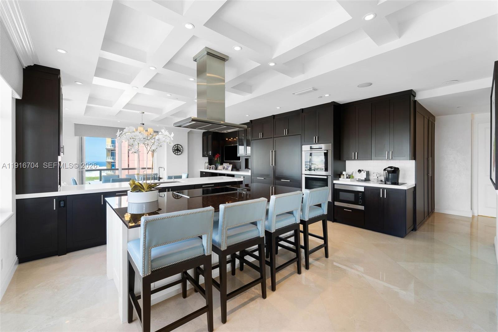 PALMS TOWER ONE CONDO - Residential