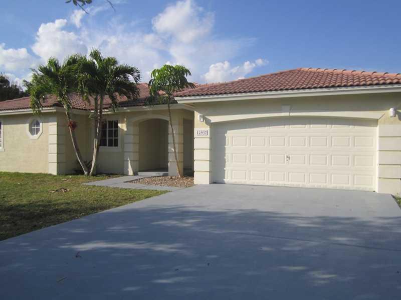 Updated STELLAR HOME! Professionally managed by Waypoint Homes. It Features, Updated Kitchen with new Granite Counter-top and New Stainless Steel Appliances. New Central Air conditioning, Updated Bathrooms, freshly Painted, Inside & Out, Ceramic Tile Flo ors Throughout. Brokers Please Refer to Brokers Remarks for More Information.