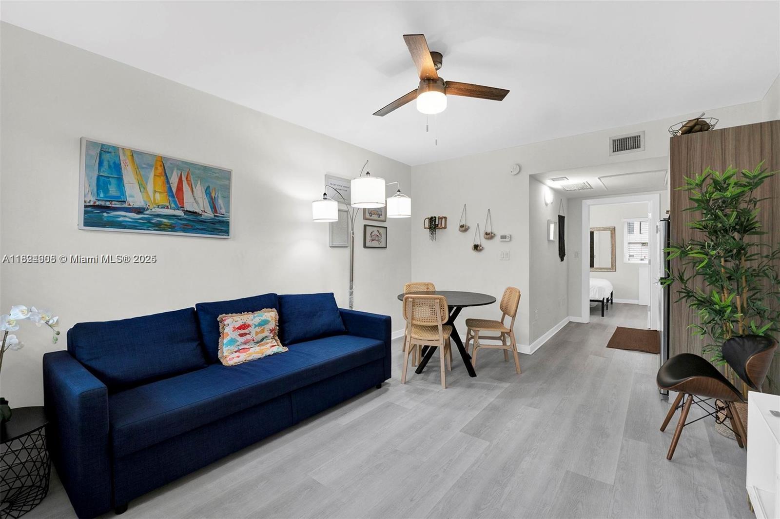 Rental Property at 740 Meridian Ave 25, Miami Beach, Miami-Dade County, Florida - Bedrooms: 1 
Bathrooms: 1  - $2,000 MO.