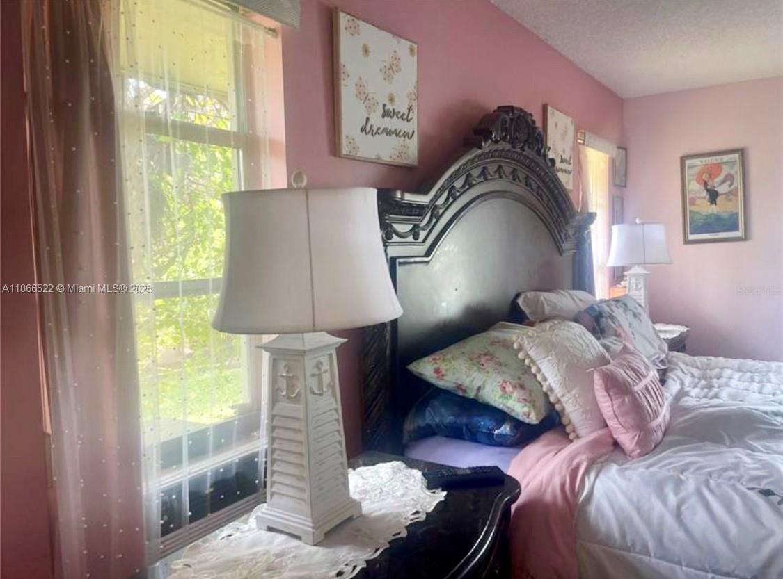 EVERGLADE LAND SALES CO - Residential