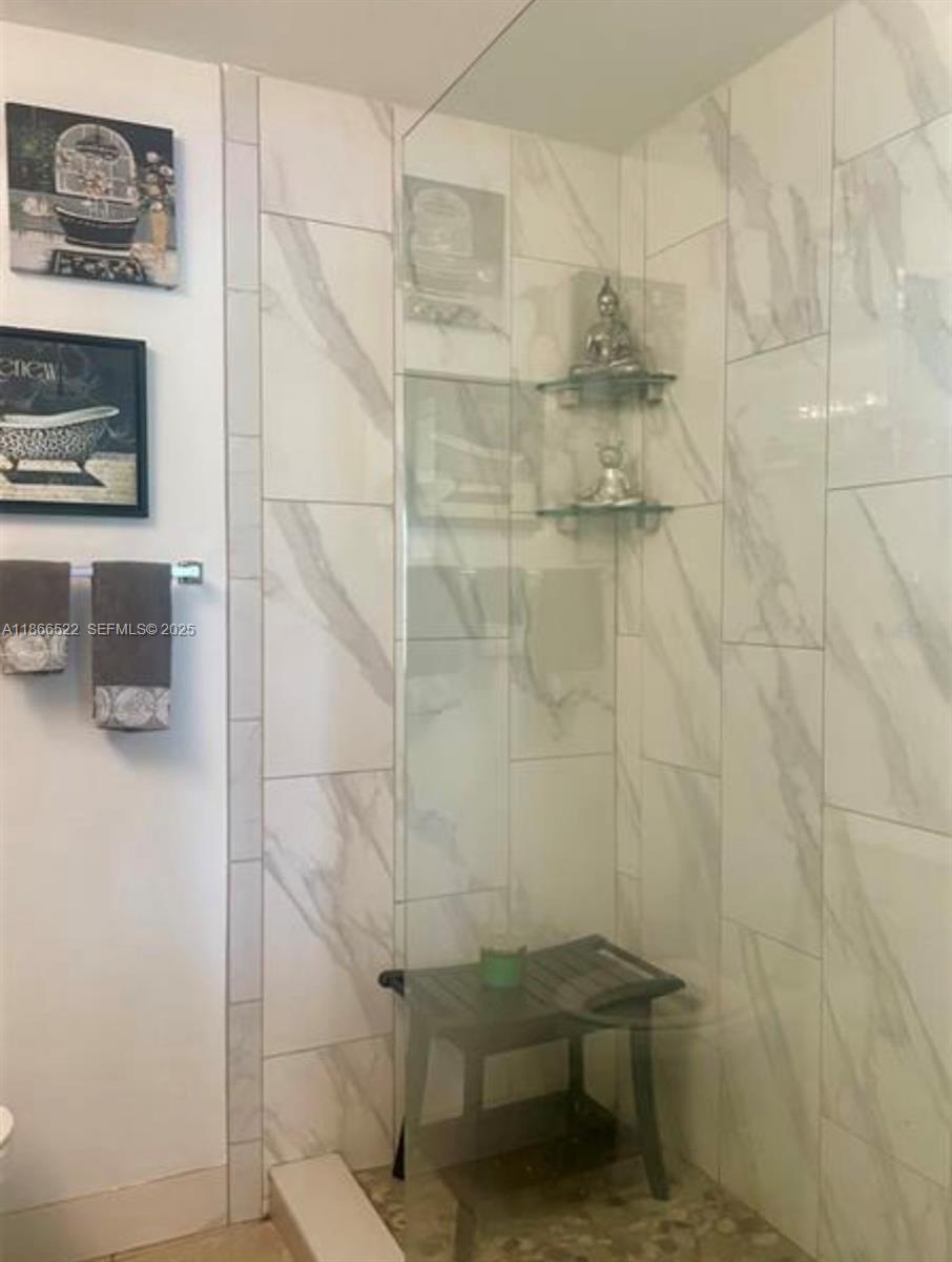 EVERGLADE LAND SALES CO - Residential