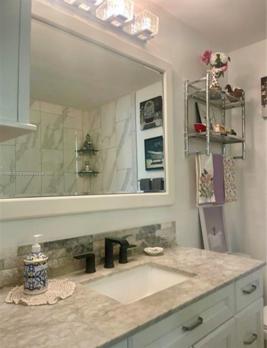 EVERGLADE LAND SALES CO - Residential