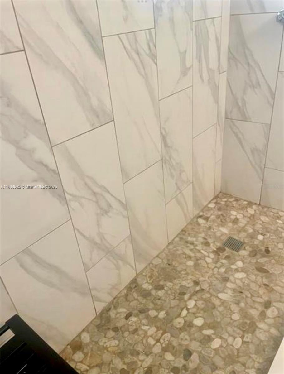 EVERGLADE LAND SALES CO - Residential