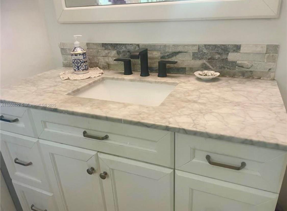 EVERGLADE LAND SALES CO - Residential