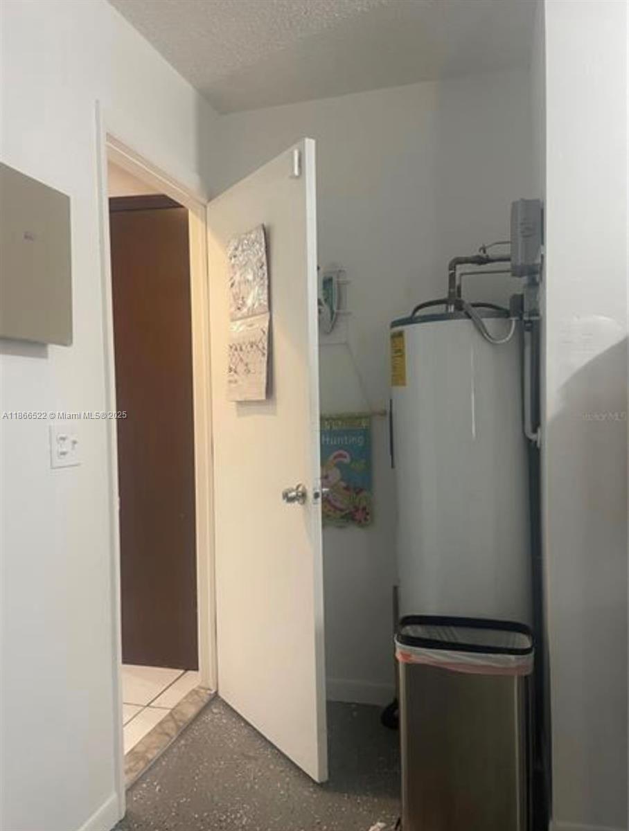 EVERGLADE LAND SALES CO - Residential