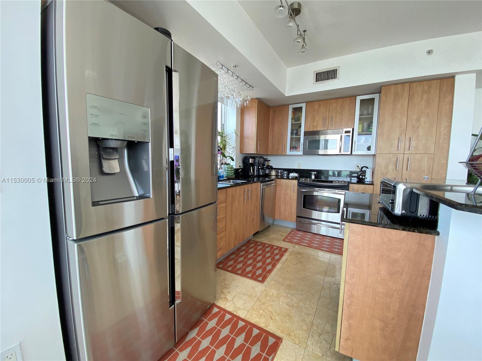 360 CONDO A - Residential