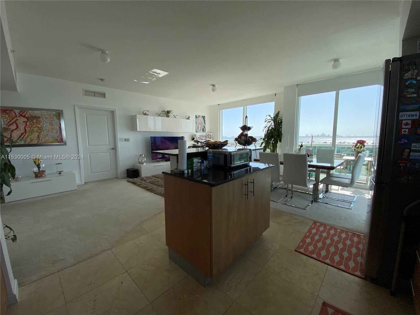 360 CONDO A - Residential