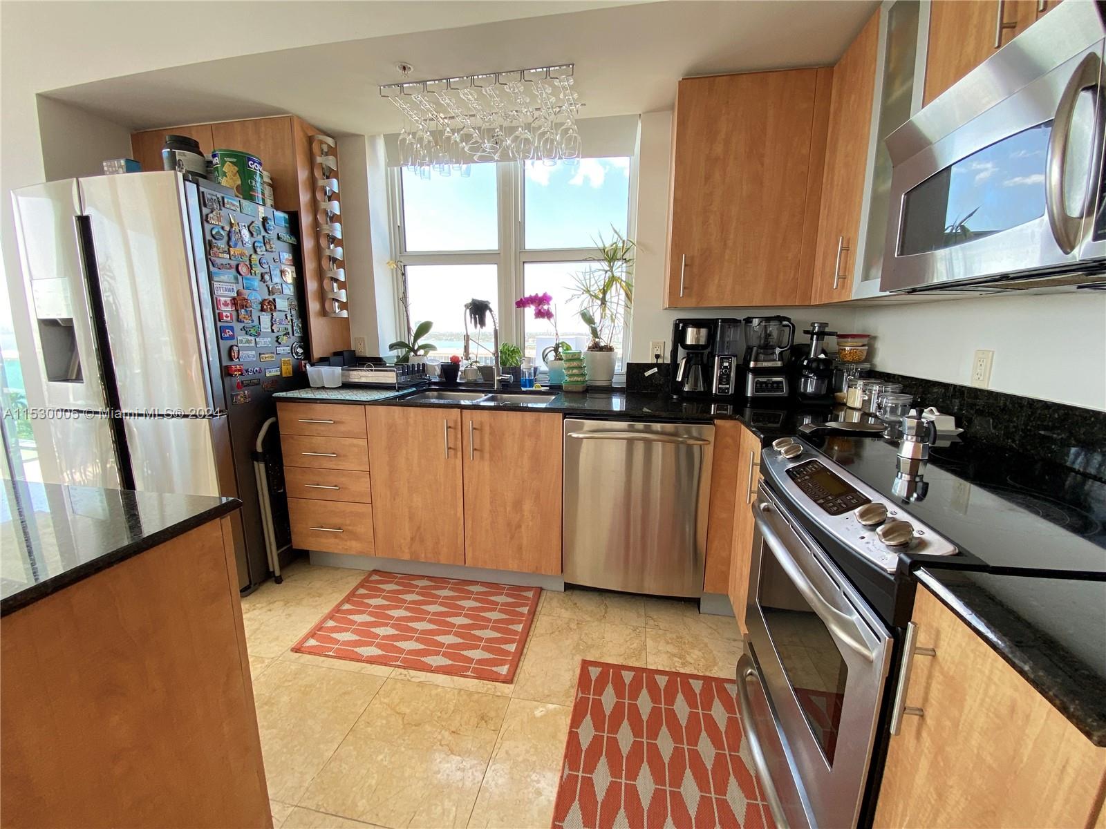 360 CONDO A - Residential