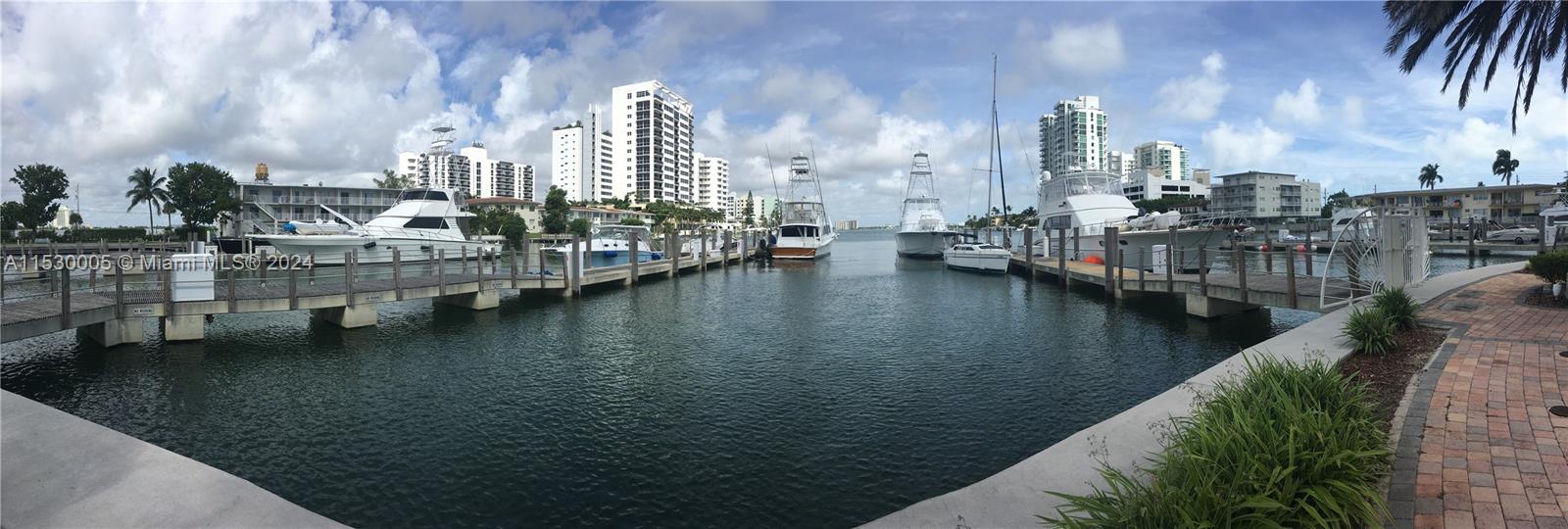 360 CONDO A - Residential