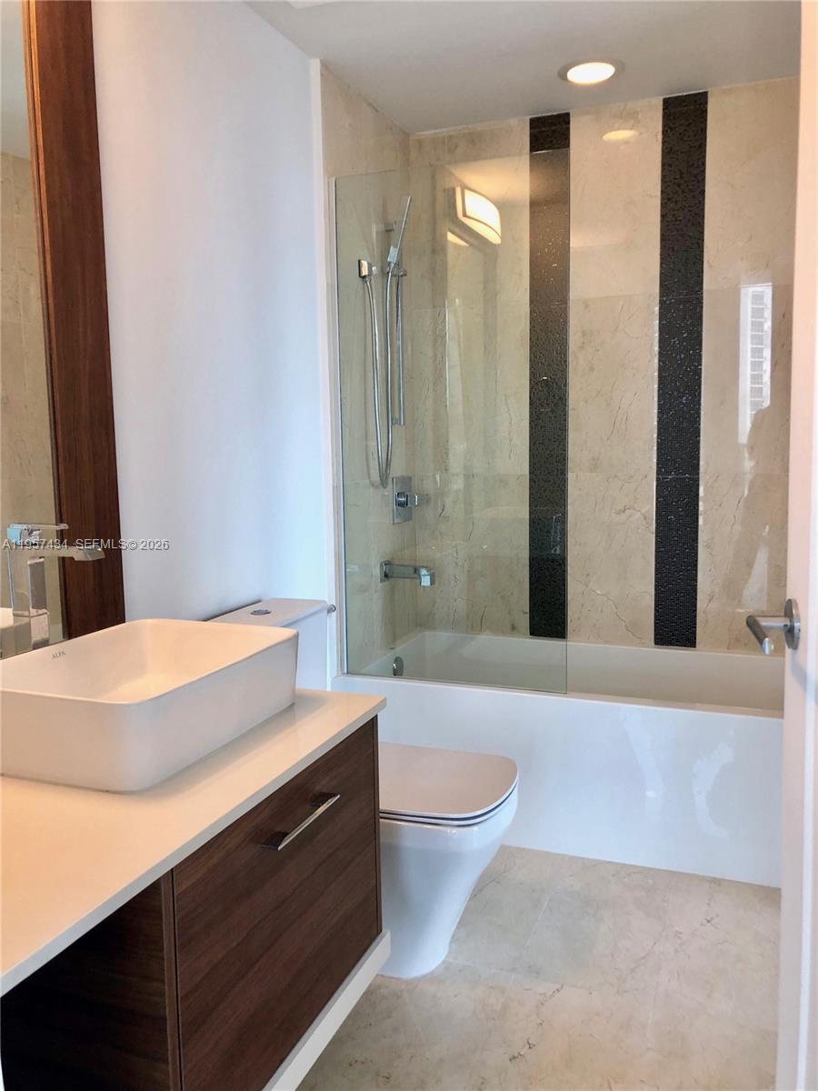 THE CRIMSON CONDOMINIUM - Residential