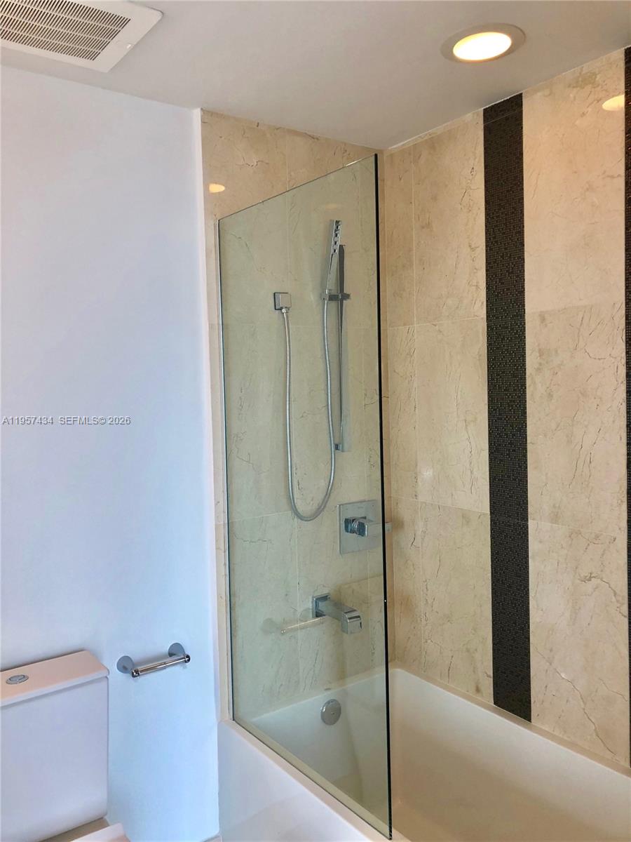 THE CRIMSON CONDOMINIUM - Residential