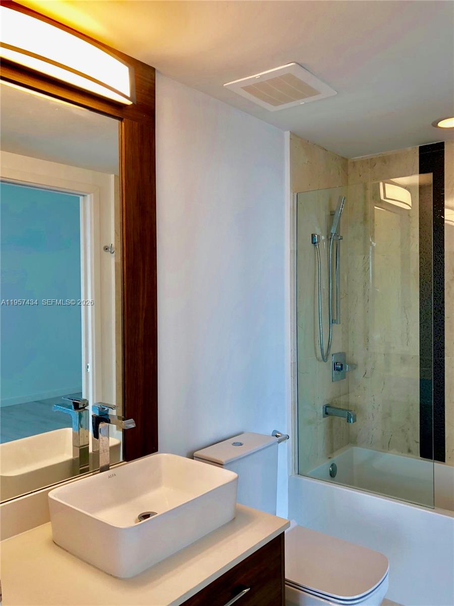 THE CRIMSON CONDOMINIUM - Residential