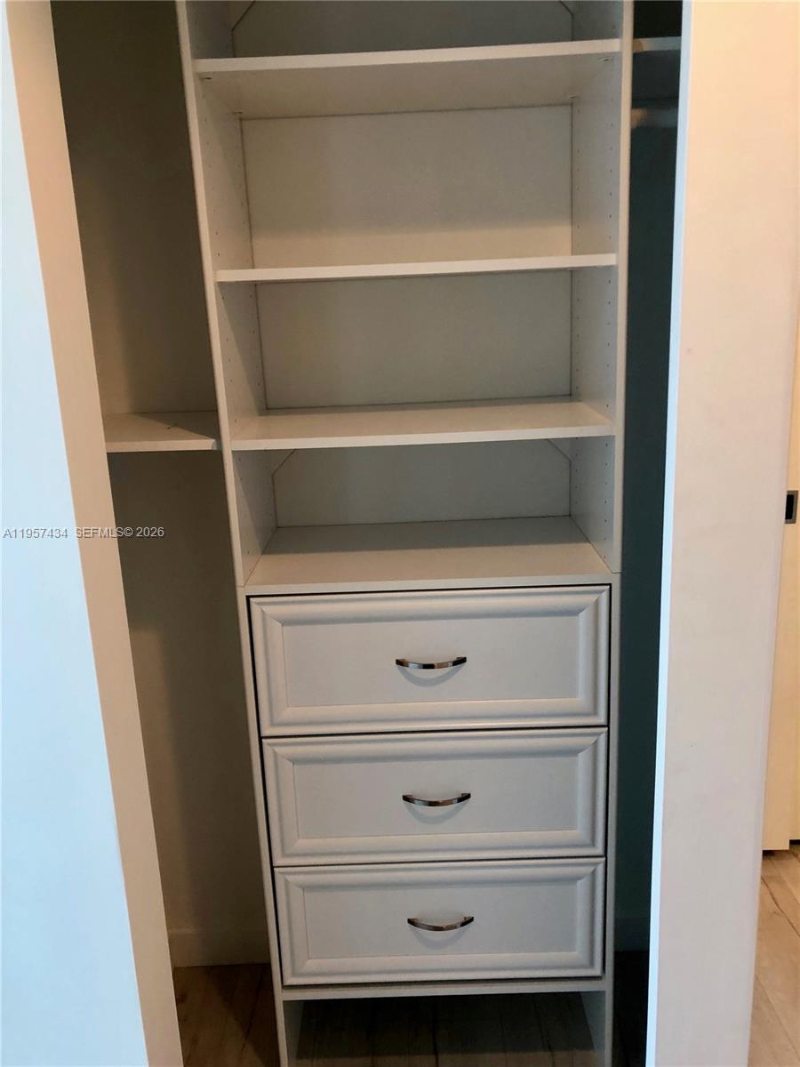 THE CRIMSON CONDOMINIUM - Residential