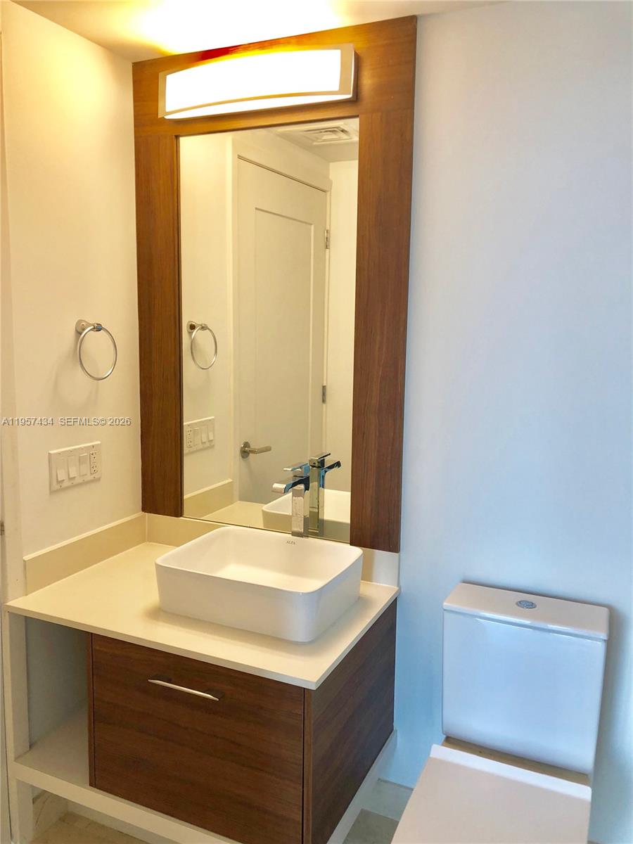 THE CRIMSON CONDOMINIUM - Residential