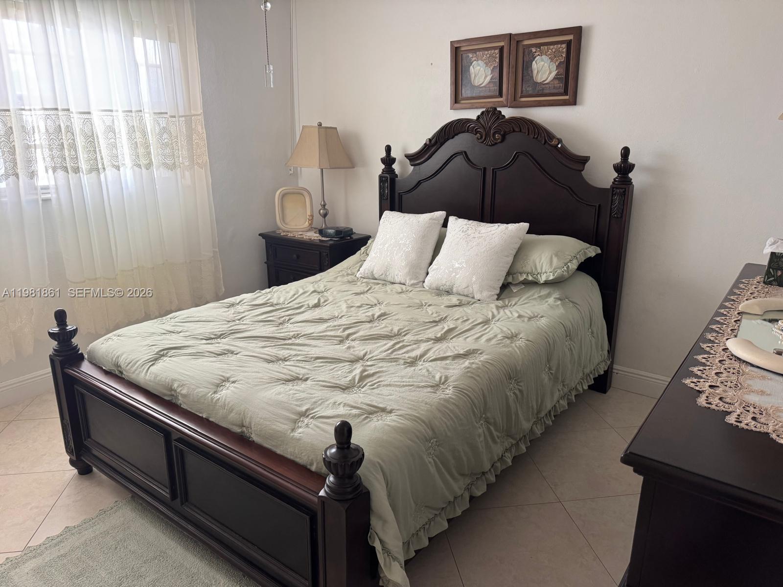 ISLE OF PARADISE CO-OP - Residential