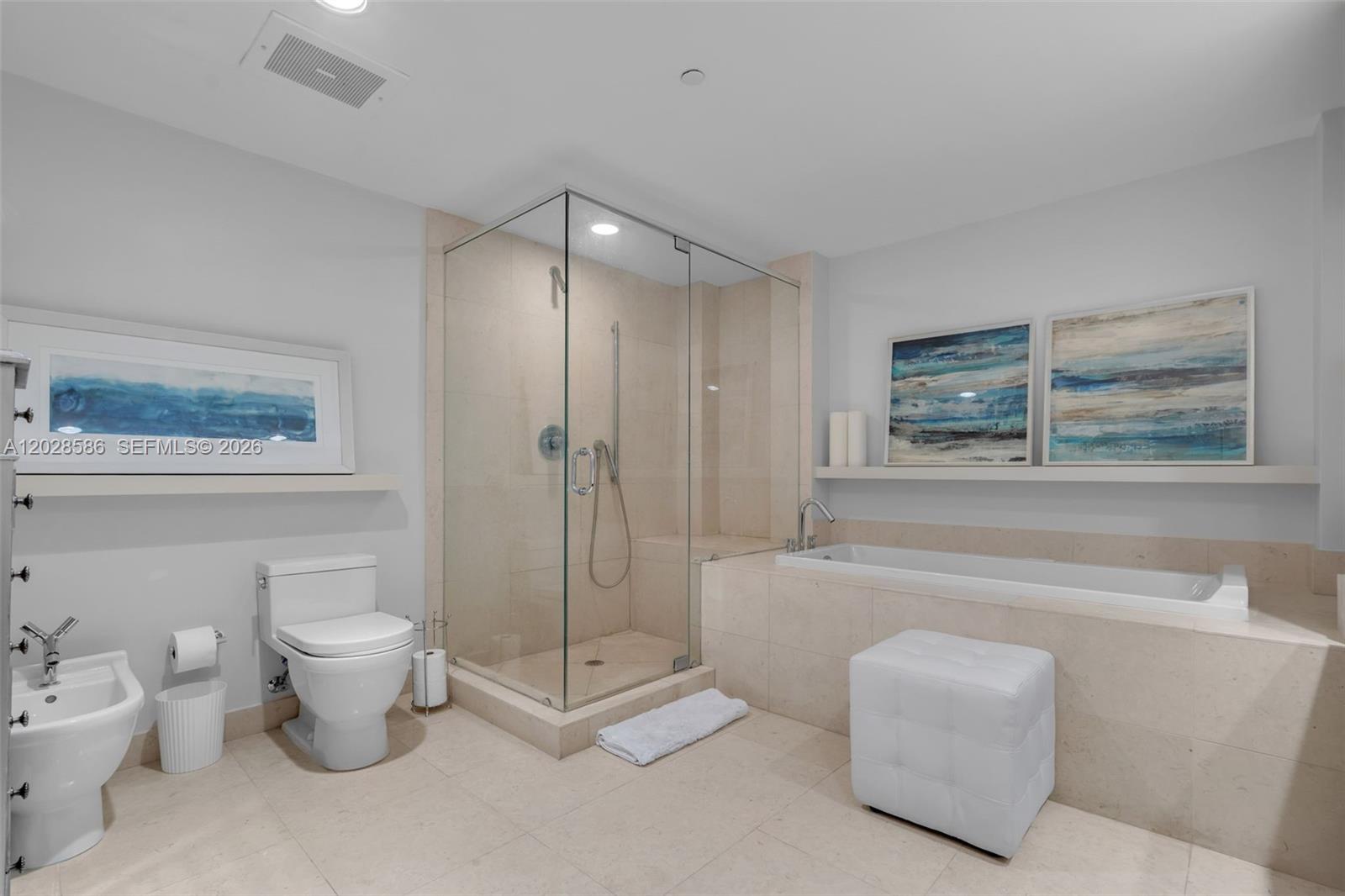 ICONBRICKELL CONDO NO 1 - Residential