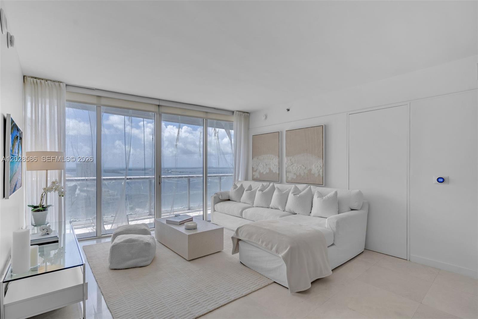 ICONBRICKELL CONDO NO 1 - Residential