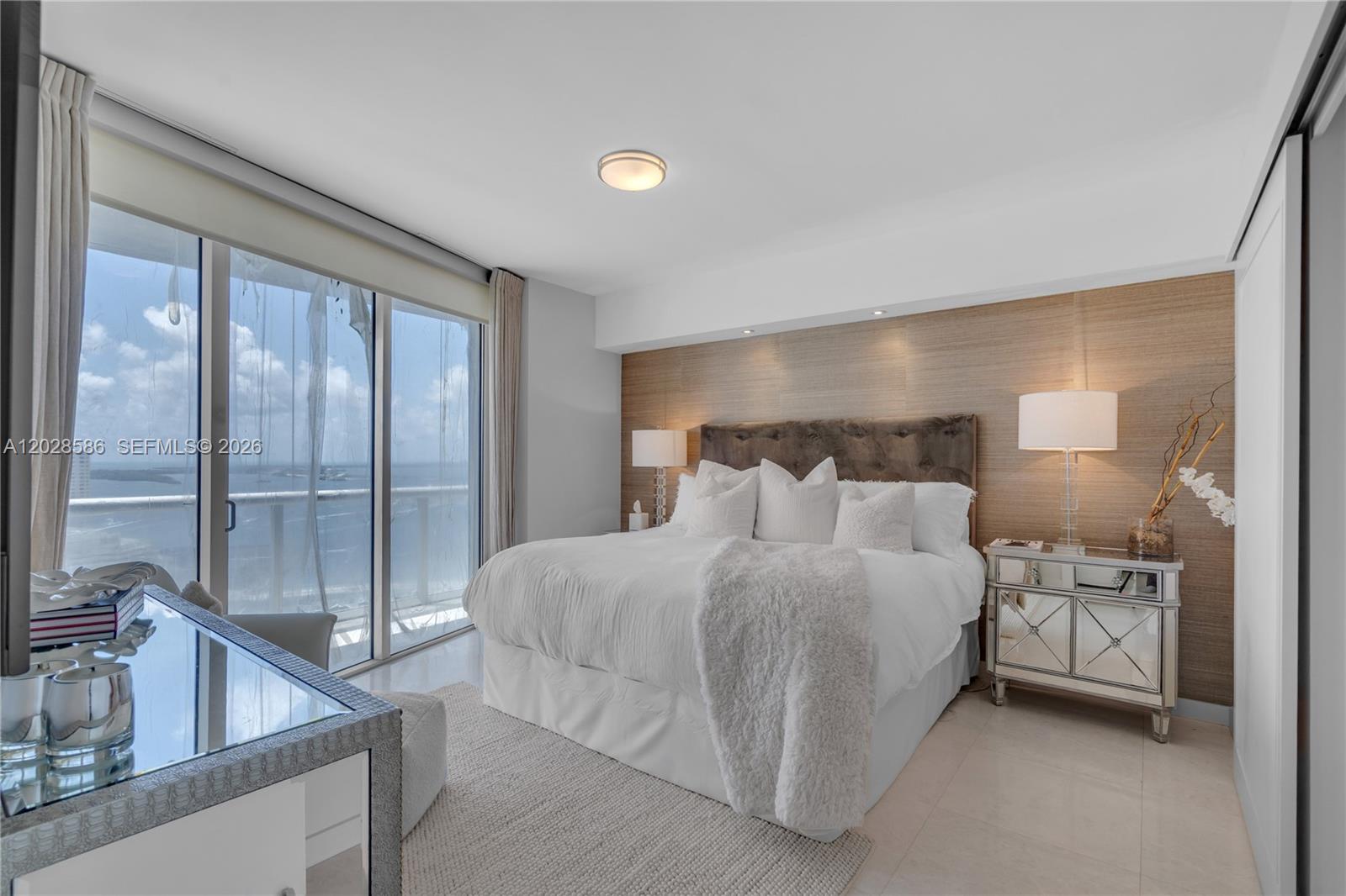 ICONBRICKELL CONDO NO 1 - Residential