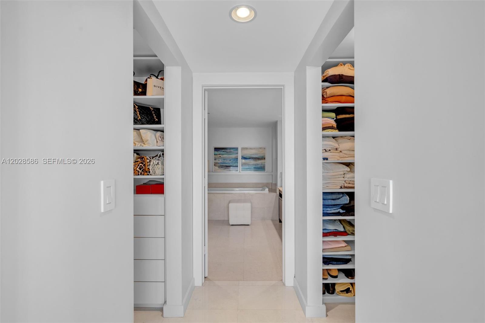 ICONBRICKELL CONDO NO 1 - Residential