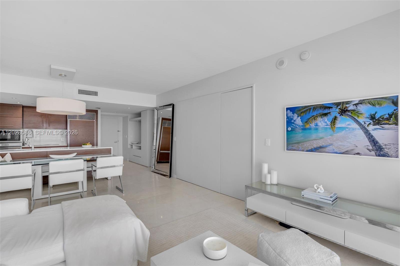 ICONBRICKELL CONDO NO 1 - Residential